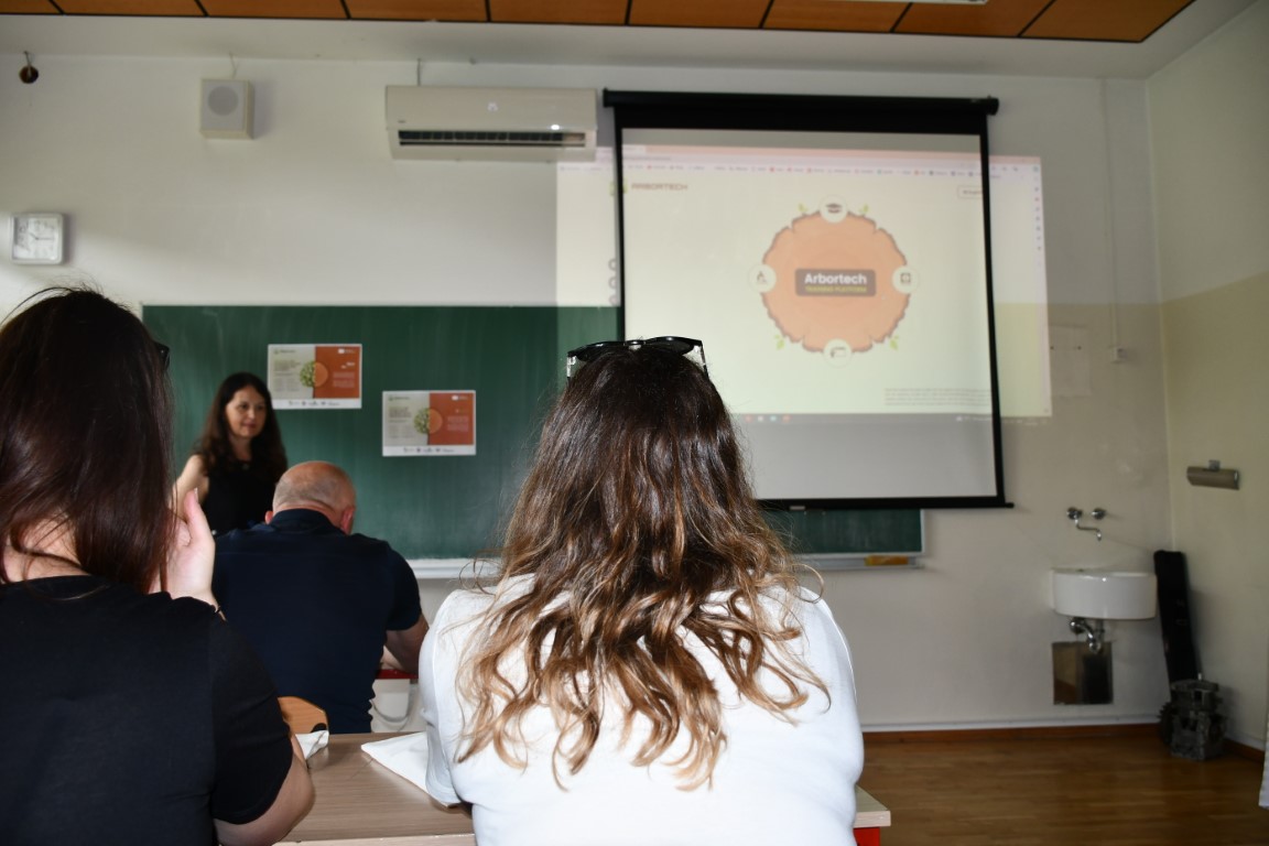 Gospodarska skola (14) (Medium)