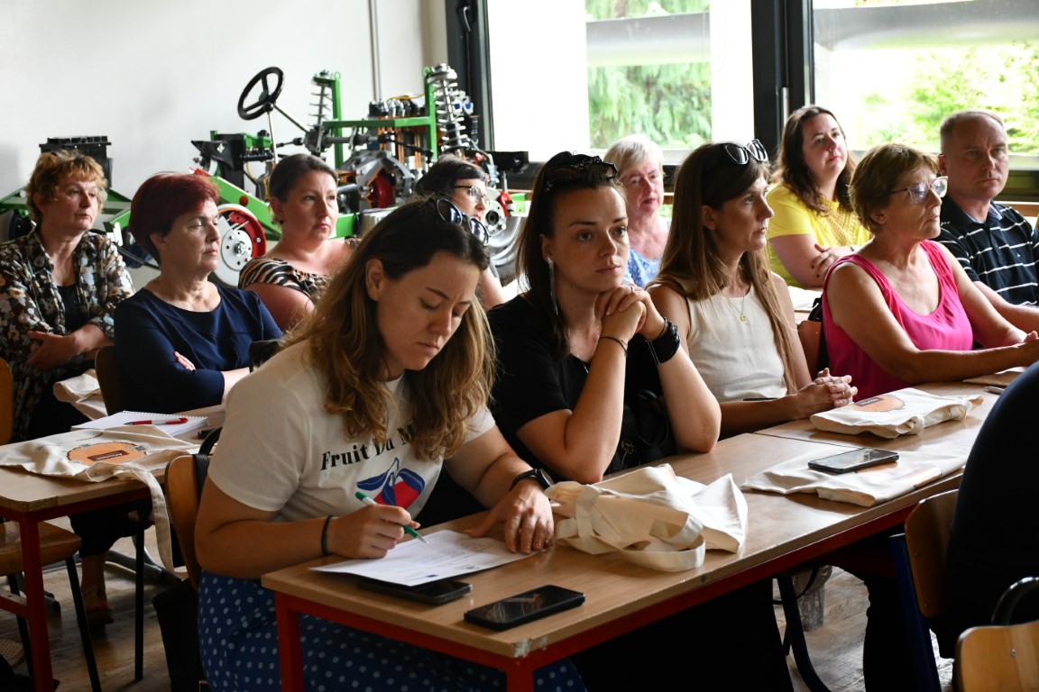 Gospodarska skola (7) (Medium)