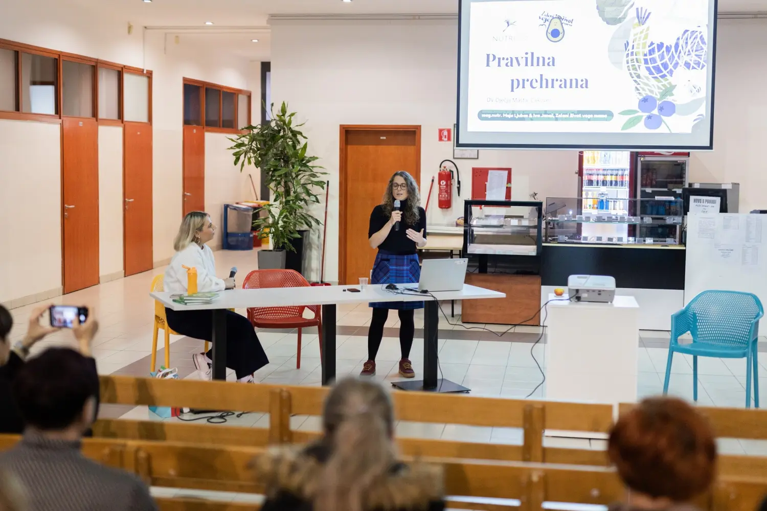 Gospodarska škola, ZDRAVLJE NA TANJURU (1) Gospodarska škola, ZDRAVLJE NA TANJURU (1)