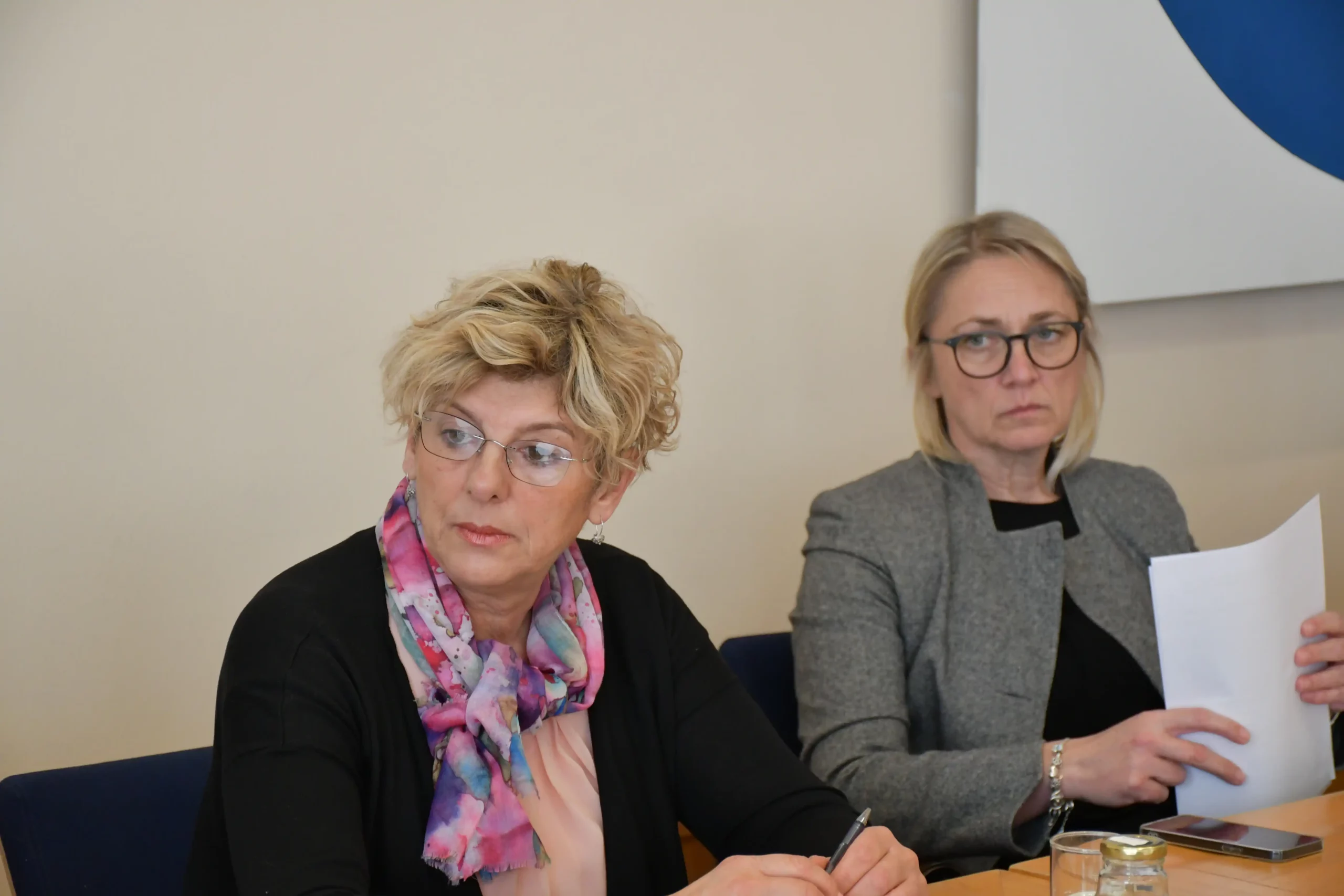 Gospodarsko socijalno vijeće (4) Gospodarsko socijalno vijeće (4)