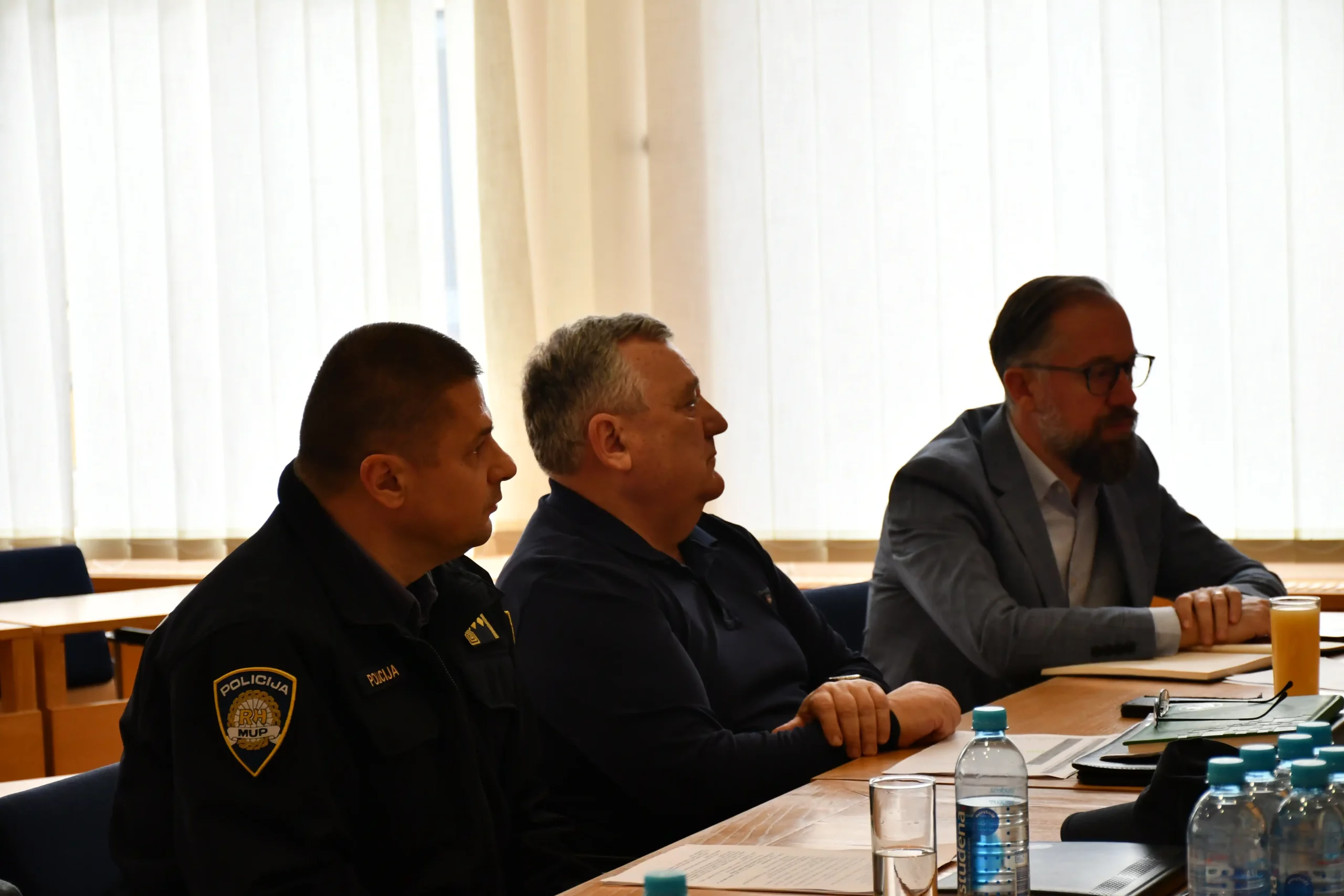 Gospodarsko socijalno vijeće (8) Gospodarsko socijalno vijeće (8)