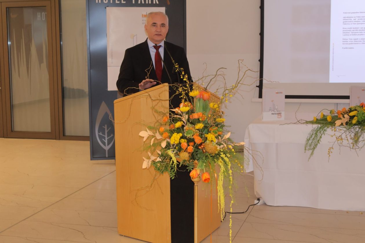 Grad Čakovec 65 godina Društva građevinskih inženjera i tehničara Međimurja (18) Grad Čakovec 65 godina Društva građevinskih inženjera i tehničara Međimurja (18)