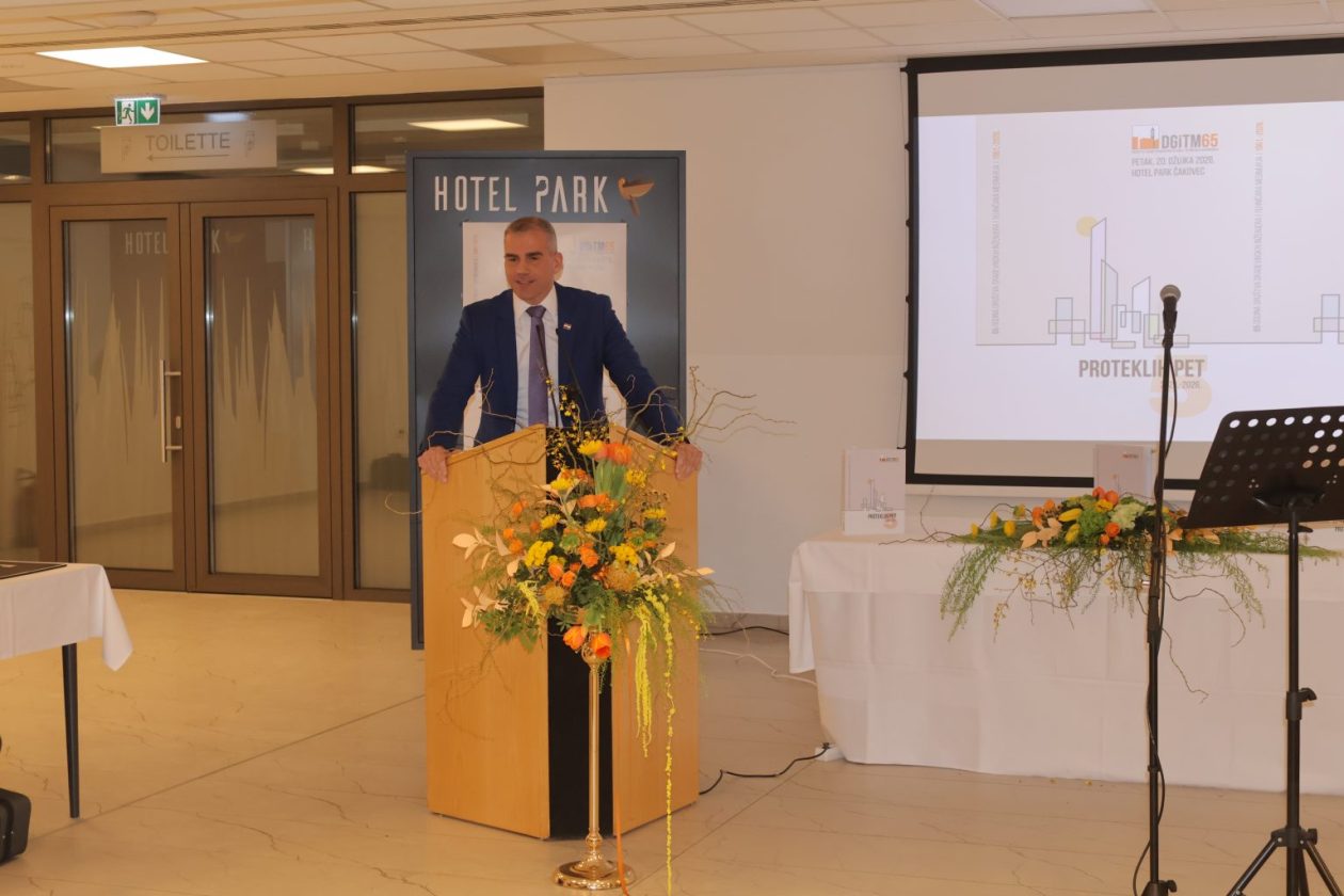 Grad Čakovec 65 godina Društva građevinskih inženjera i tehničara Međimurja (26) Grad Čakovec 65 godina Društva građevinskih inženjera i tehničara Međimurja (26)