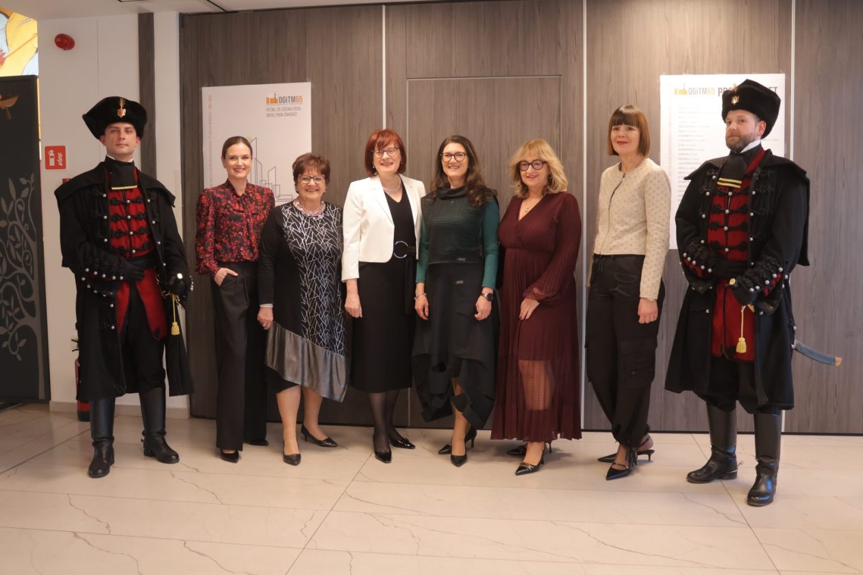 Grad Čakovec 65 godina Društva građevinskih inženjera i tehničara Međimurja (7) Grad Čakovec 65 godina Društva građevinskih inženjera i tehničara Međimurja (7)