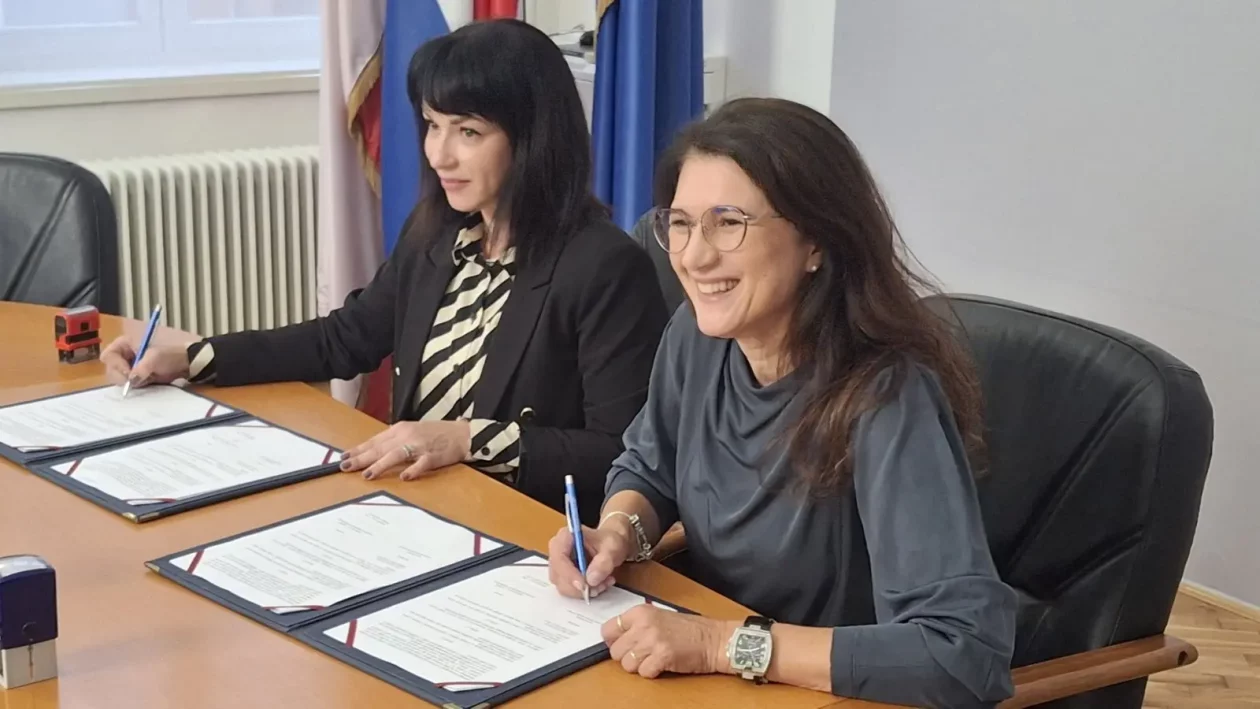 Grad Čakovec, Trg Republike, rekontrukcija, Maja Đurkin, potpisivanje ugovora (13) Grad Čakovec, Trg Republike, rekontrukcija, Maja Đurkin, potpisivanje ugovora (13)