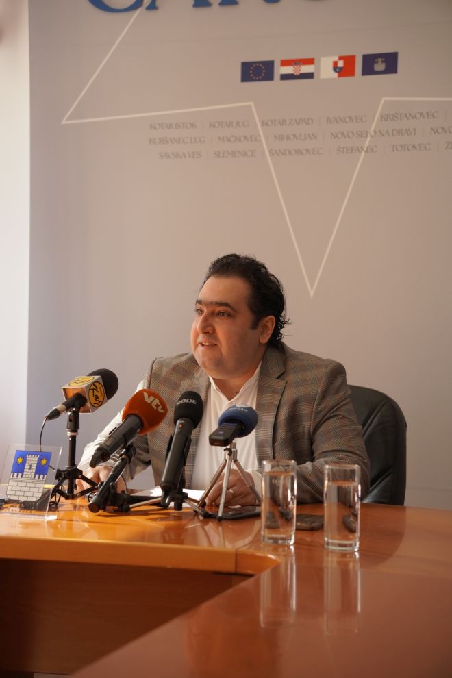 Grad Čakovec potpisivanje ugovora u udrugama (12) Grad Čakovec potpisivanje ugovora u udrugama (12)