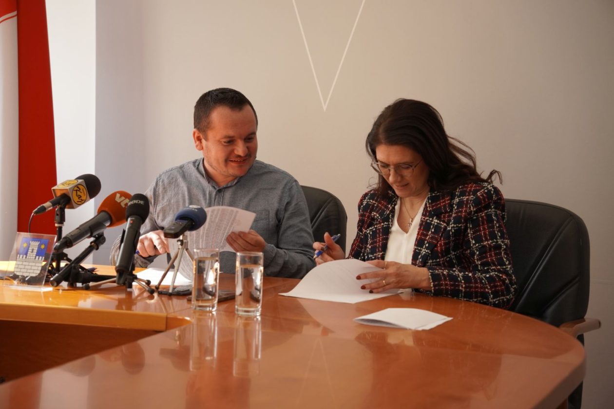 Grad Čakovec potpisivanje ugovora u udrugama (24) Grad Čakovec potpisivanje ugovora u udrugama (24)