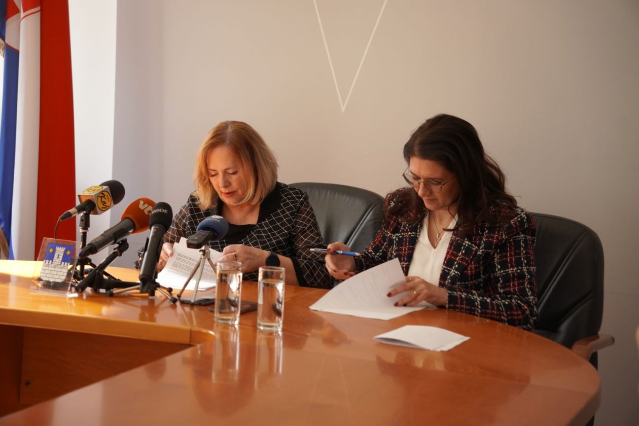 Grad Čakovec potpisivanje ugovora u udrugama (30) Grad Čakovec potpisivanje ugovora u udrugama (30)