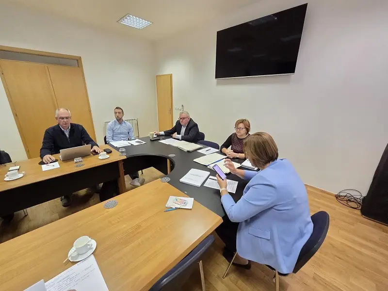 Grad Prelog (3) Grad Prelog (3)