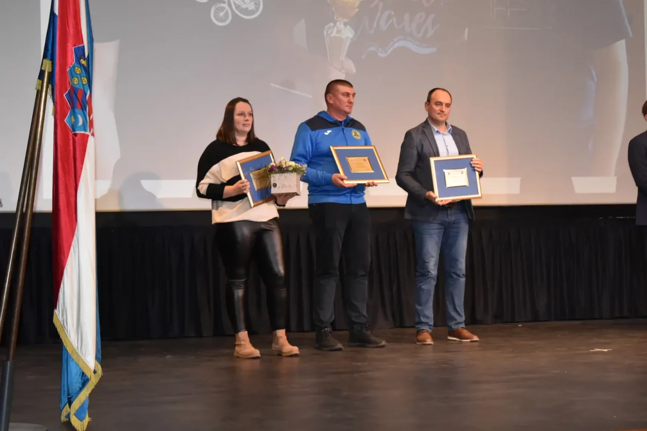 Grad Prelog Sportaši DODJELA NAGRADA NAJBOLJIM SPORTAŠIMA (18) Grad Prelog Sportaši DODJELA NAGRADA NAJBOLJIM SPORTAŠIMA (18)