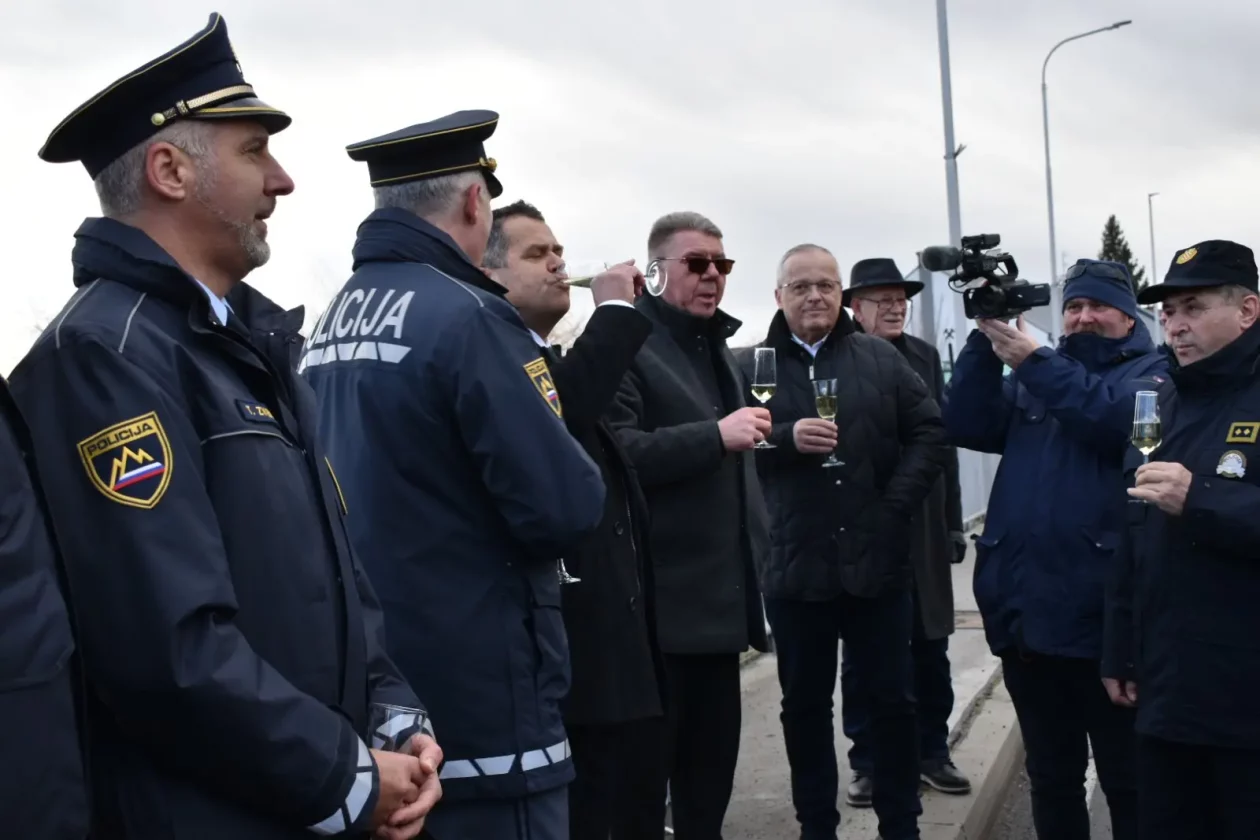 Grad Rudara – Mursko Središće – susret policije slovenija i hrvatska (9)