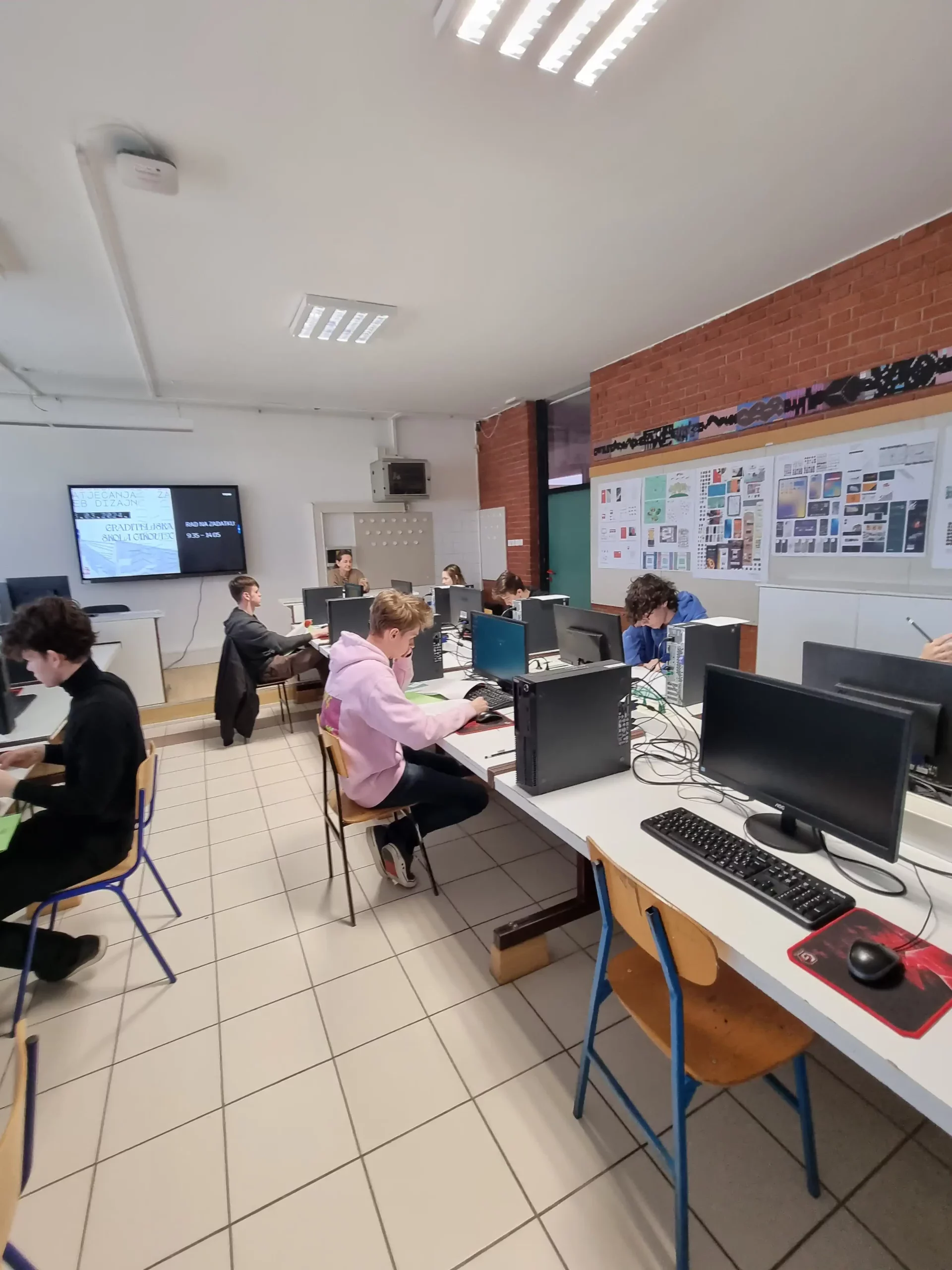 Graditeljska škola Čakovec prva na međužupanijskom natjecanju iz web dizajna! (3) Graditeljska škola Čakovec prva na međužupanijskom natjecanju iz web dizajna! (3)