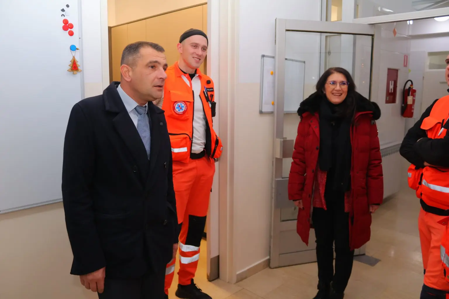 Gradonačelnica Ljerka Cividini i župan Matija Posavec obišli žurne službe tijekom novogodišnje noći (26) Gradonačelnica Ljerka Cividini i župan Matija Posavec obišli žurne službe tijekom novogodišnje noći (26)