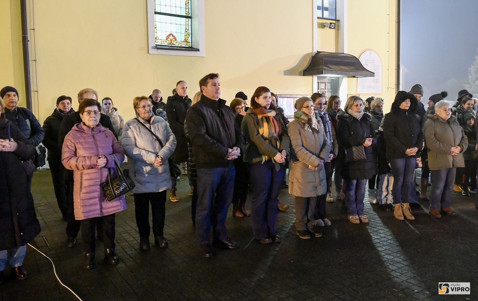 Gradonačelnik Kolarek zapalio četvrtu adventsku svijeću u Prelogu (31)