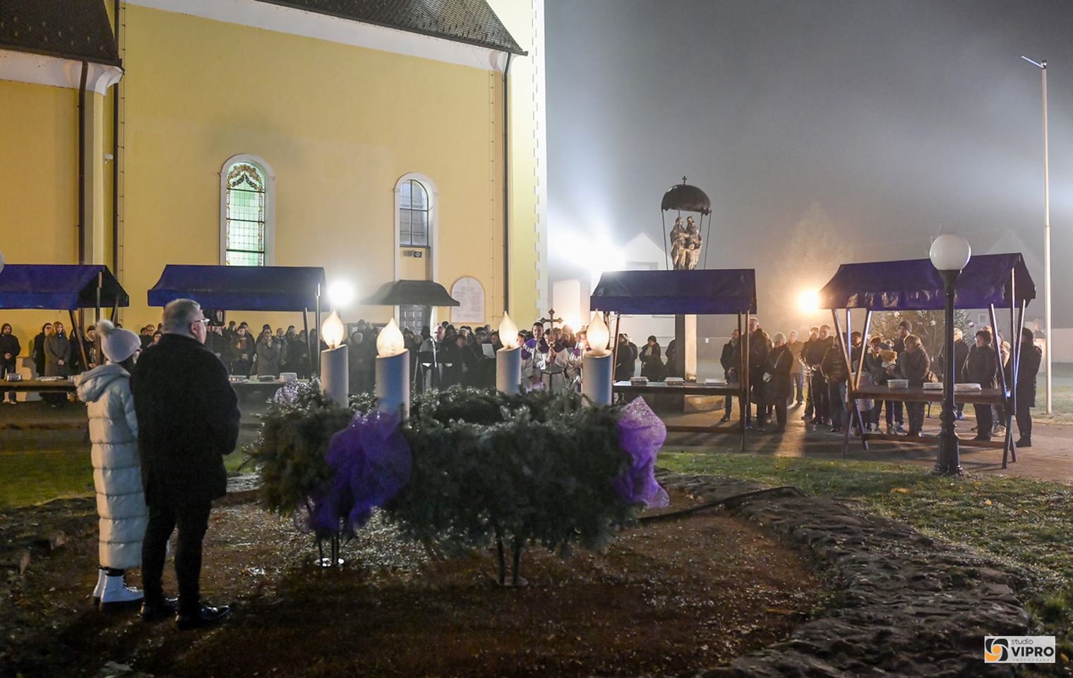 Gradonačelnik Kolarek zapalio četvrtu adventsku svijeću u Prelogu (32)