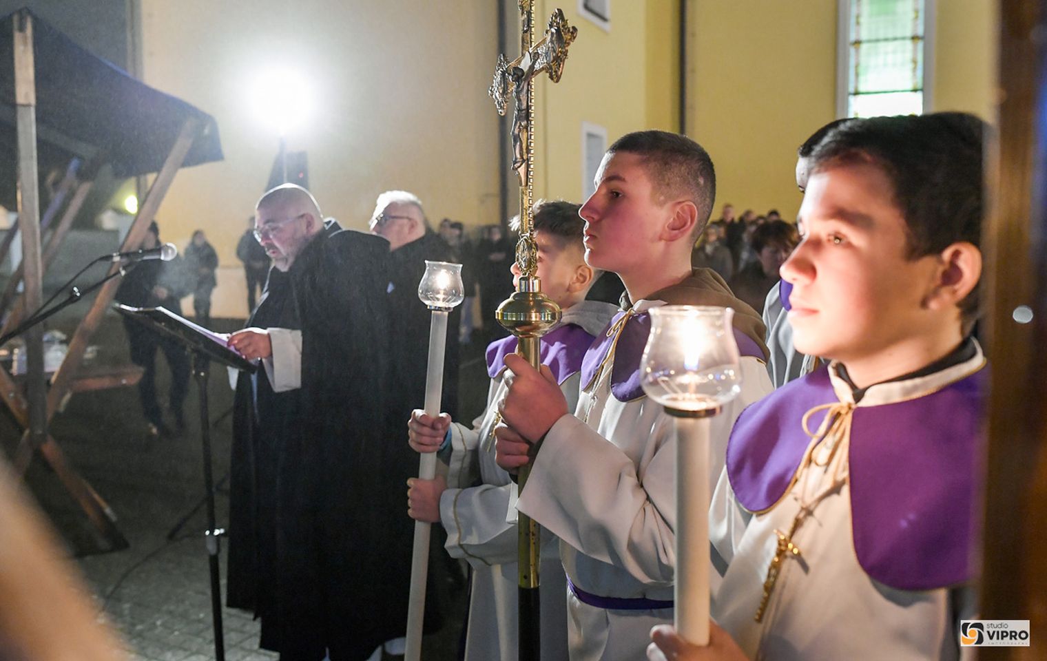 Gradonačelnik Kolarek zapalio četvrtu adventsku svijeću u Prelogu (35)