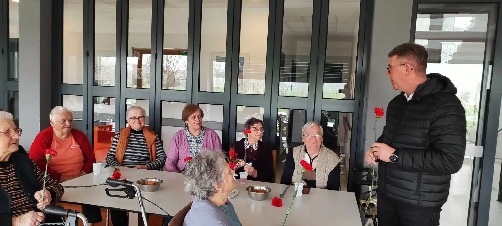 Gradonačelnik Srpak – dan žena (17) Gradonačelnik Srpak – dan žena (17)