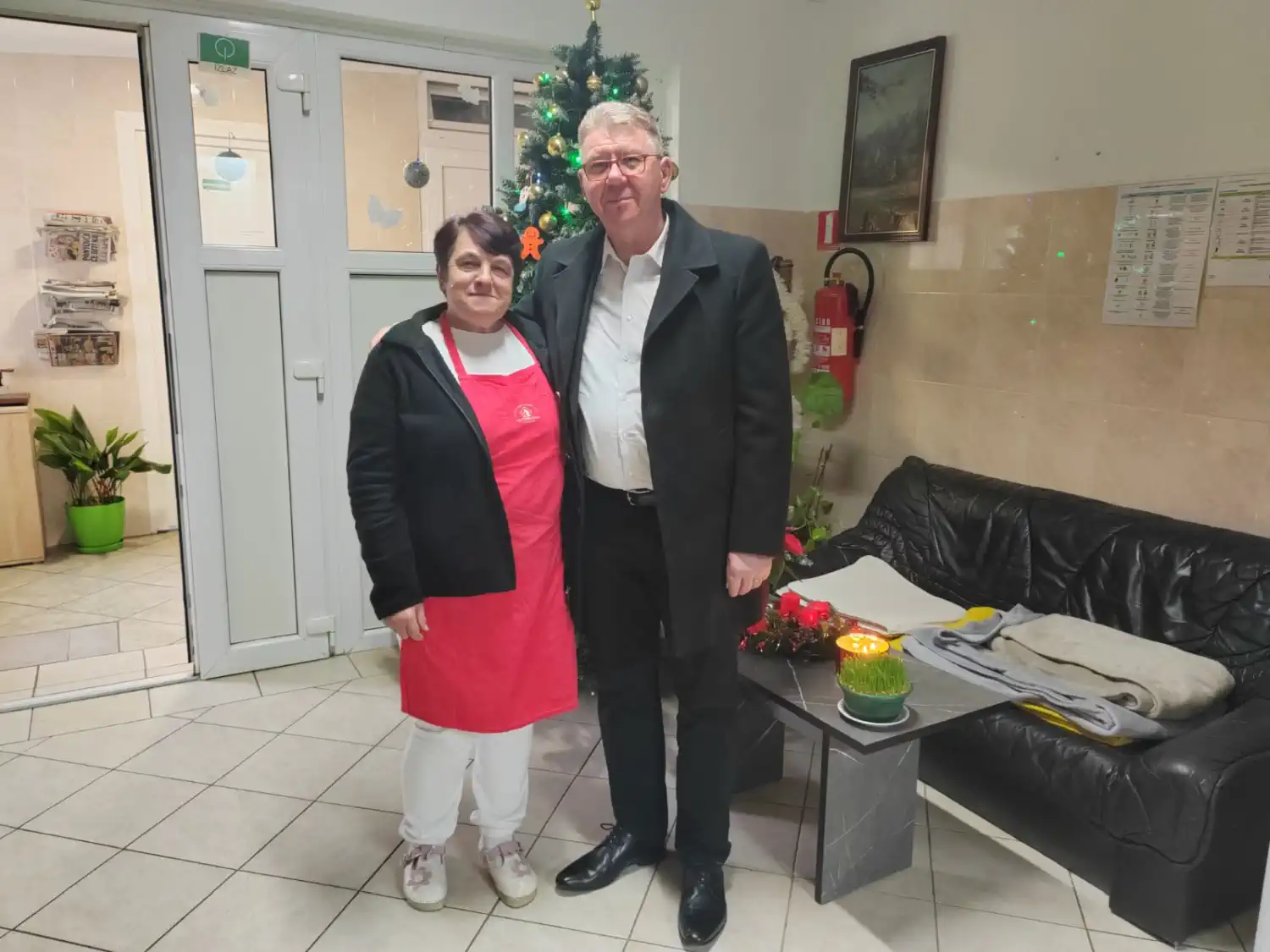 Gradonačelnik Srpak u posjeti domovima za starije i nemoćne (9) Gradonačelnik Srpak u posjeti domovima za starije i nemoćne (9)