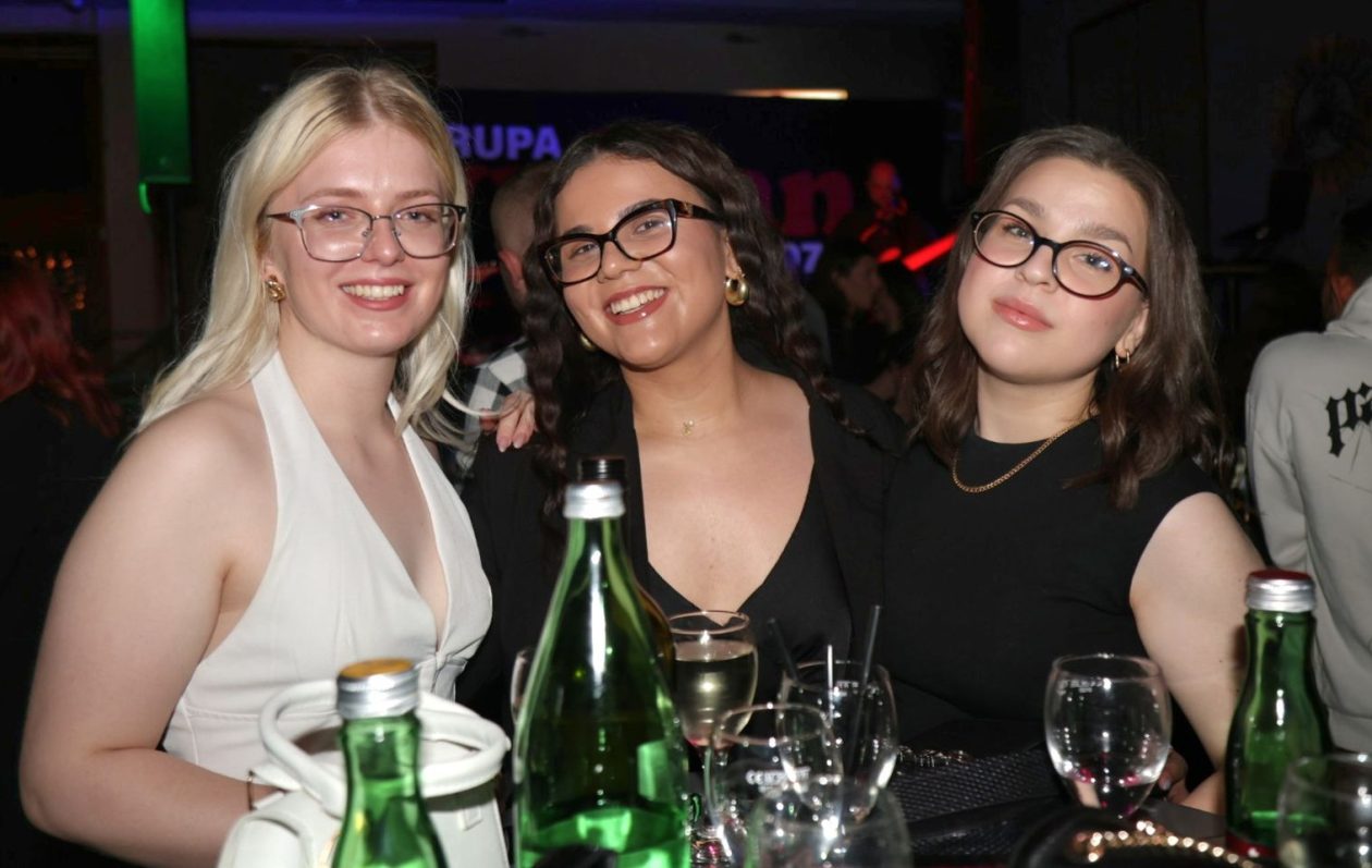 Gradska kavana Vulkan bend (17)