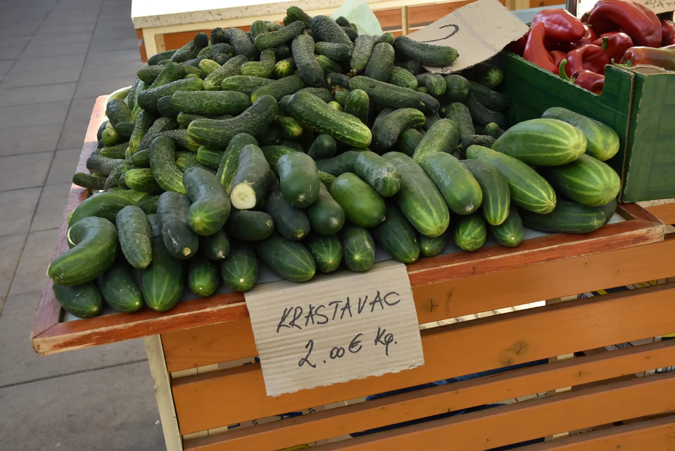Gradska tržnica 23. kolovoz (33) karnišoni krastavci