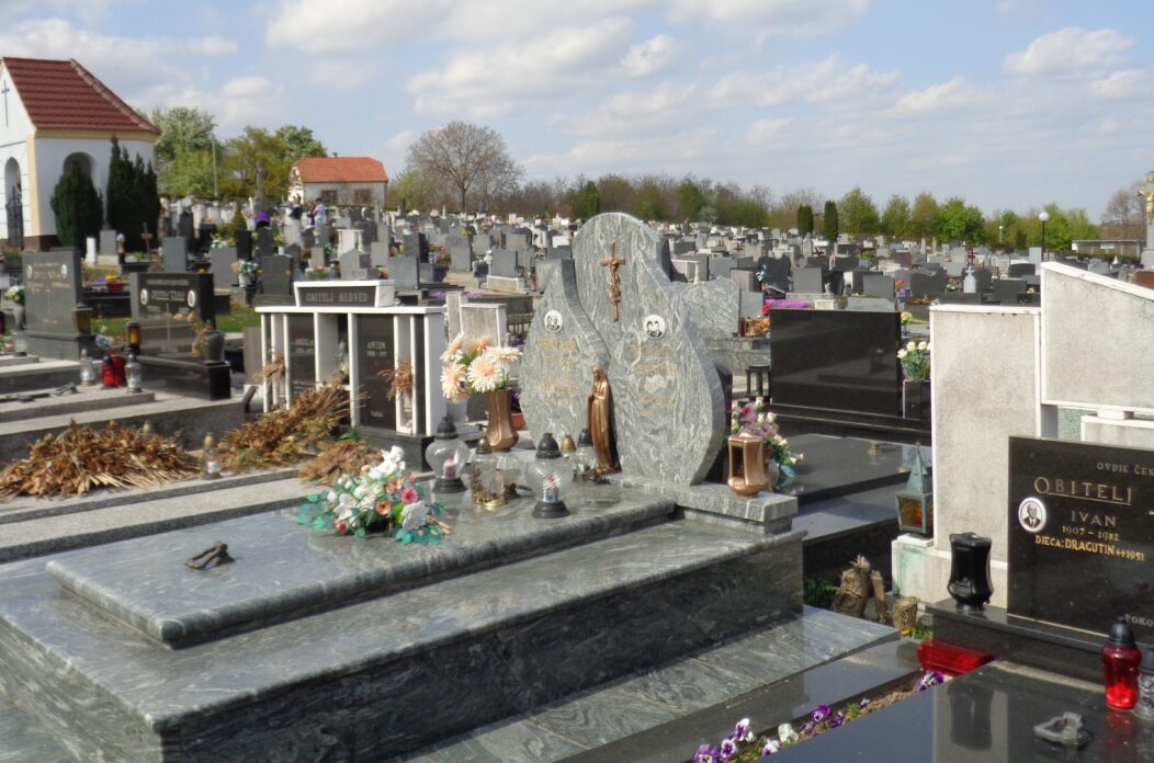 Groblje_Pleškovec 22