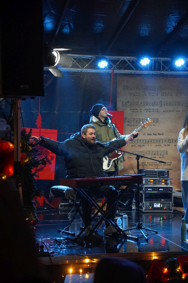 Grupa Emanuel duhovna glazba advent u čakovcu 2025 (16) Grupa Emanuel duhovna glazba advent u čakovcu 2025 (16)