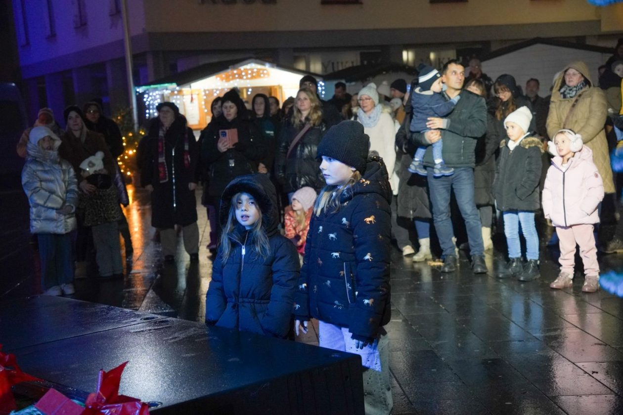 Grupa Emanuel duhovna glazba advent u čakovcu 2025 (7) Grupa Emanuel duhovna glazba advent u čakovcu 2025 (7)