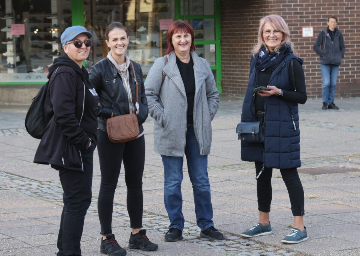 HALIDU U ČAST Tišina trga razbijena Halidovim glasom – Čakovec se oprostio na svoj način (7)