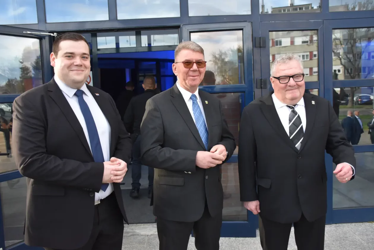 HDZ, 35 godina (5) lovro horvat, dražen srpak i ljubomir kolarek