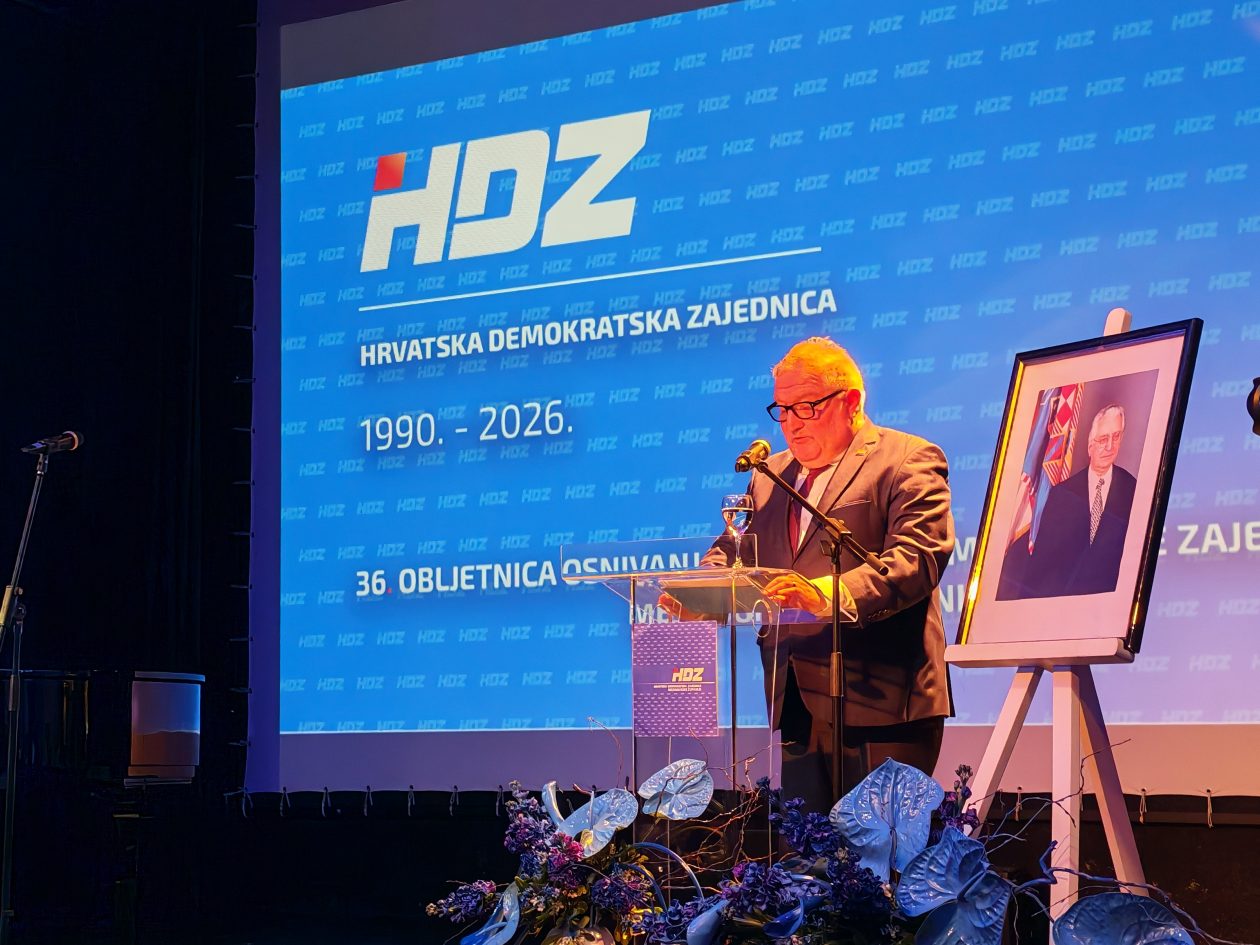 HDZ 36 godišnjica Plenković (57)