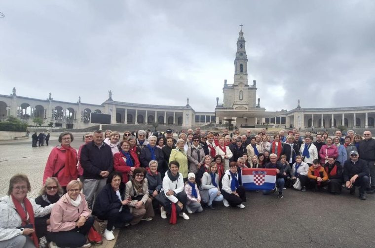 HODOČAŠĆE U FATIMI 90 vjernika iz Nedelišća na molitvenom putovanju (5) HODOČAŠĆE U FATIMI 90 vjernika iz Nedelišća na molitvenom putovanju (5)