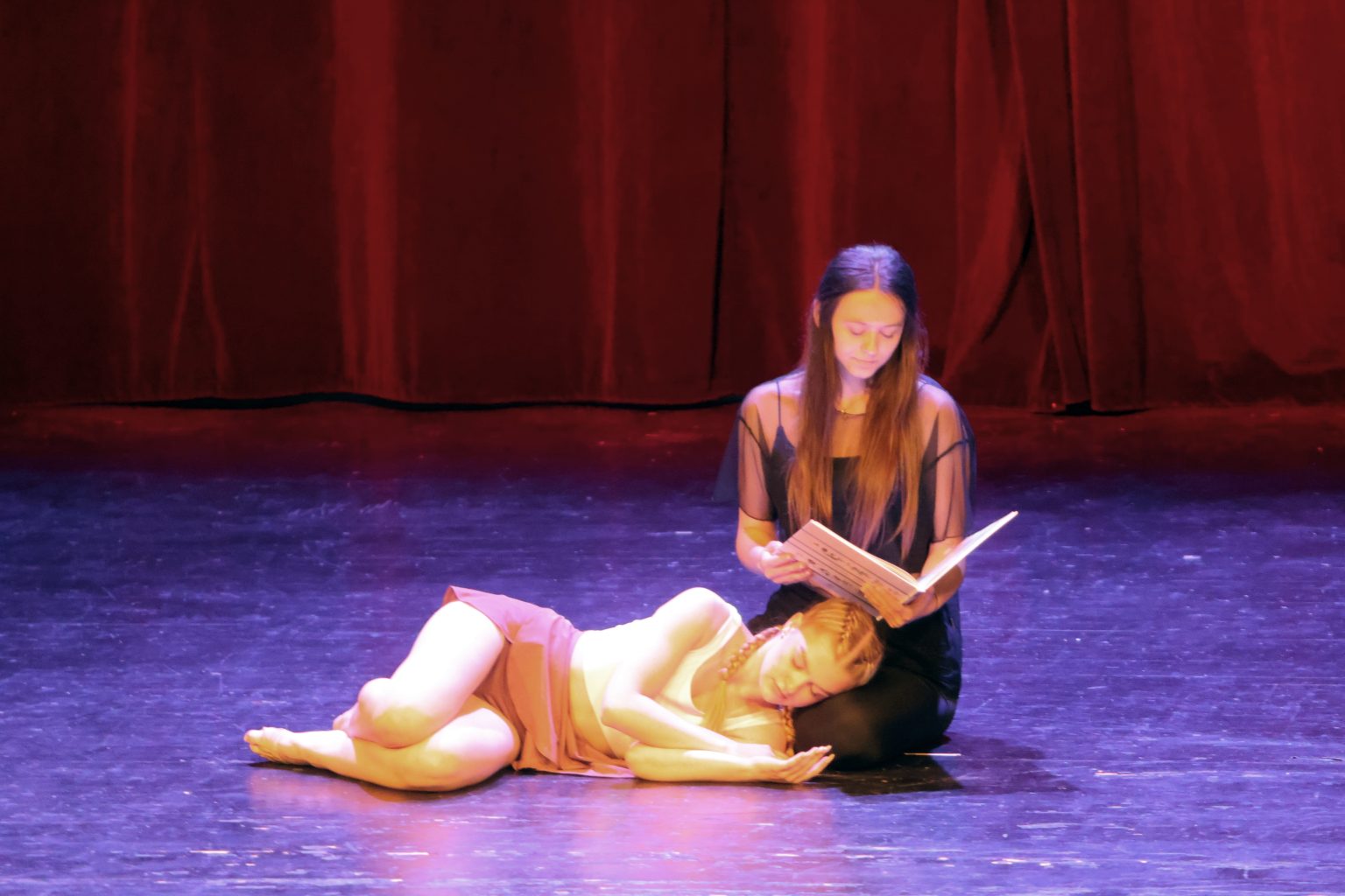 HUMANITARNA NOTA Održan koncert ‘Zajedno protiv raka pjesmom, plesom i modnom revijom 2025 (19) HUMANITARNA NOTA Održan koncert ‘Zajedno protiv raka pjesmom, plesom i modnom revijom 2025 (19)