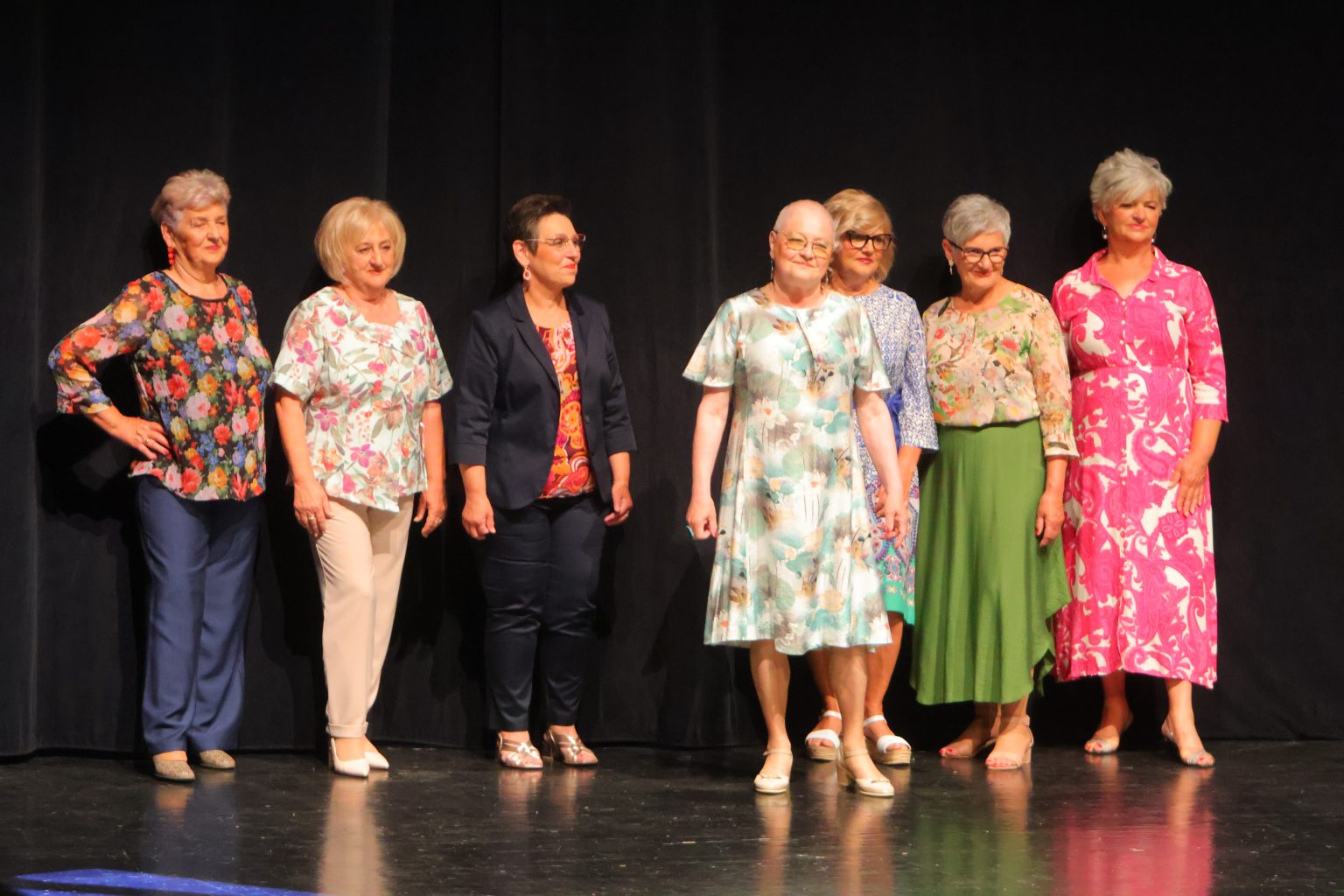 HUMANITARNA NOTA Održan koncert ‘Zajedno protiv raka pjesmom, plesom i modnom revijom 2025 (35) HUMANITARNA NOTA Održan koncert ‘Zajedno protiv raka pjesmom, plesom i modnom revijom 2025 (35)