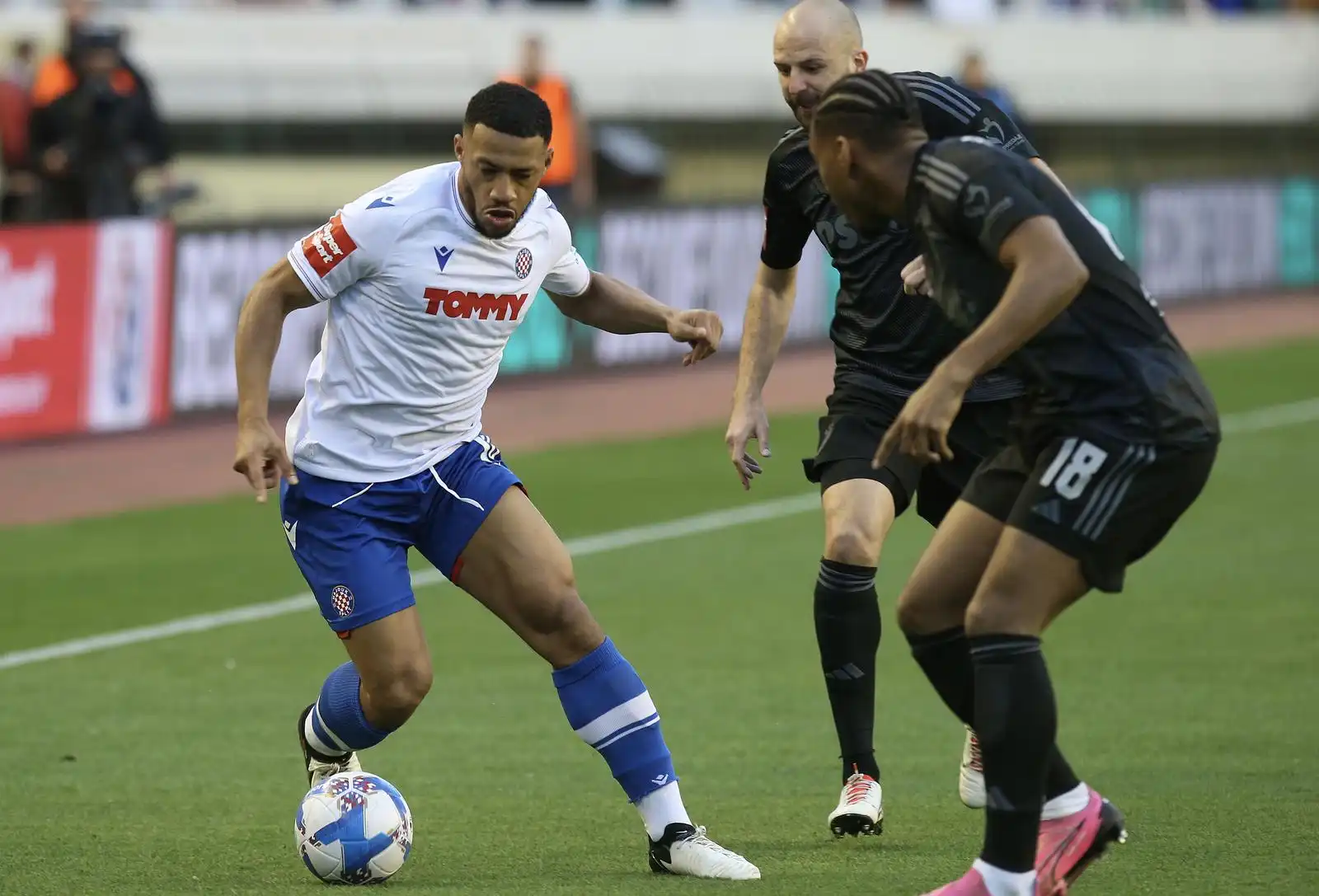 Hajduk Dinamo, utakmica, 3.4 (2) Hajduk Dinamo, utakmica, 3.4 (2)