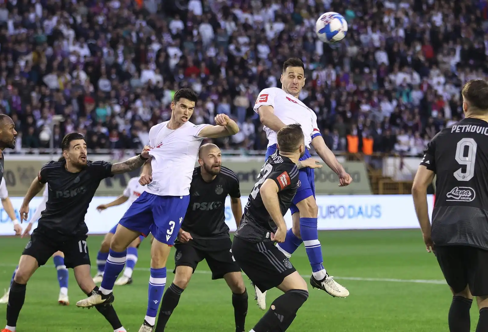 Hajduk Dinamo, utakmica, 3.4 (23) Hajduk Dinamo, utakmica, 3.4 (23)