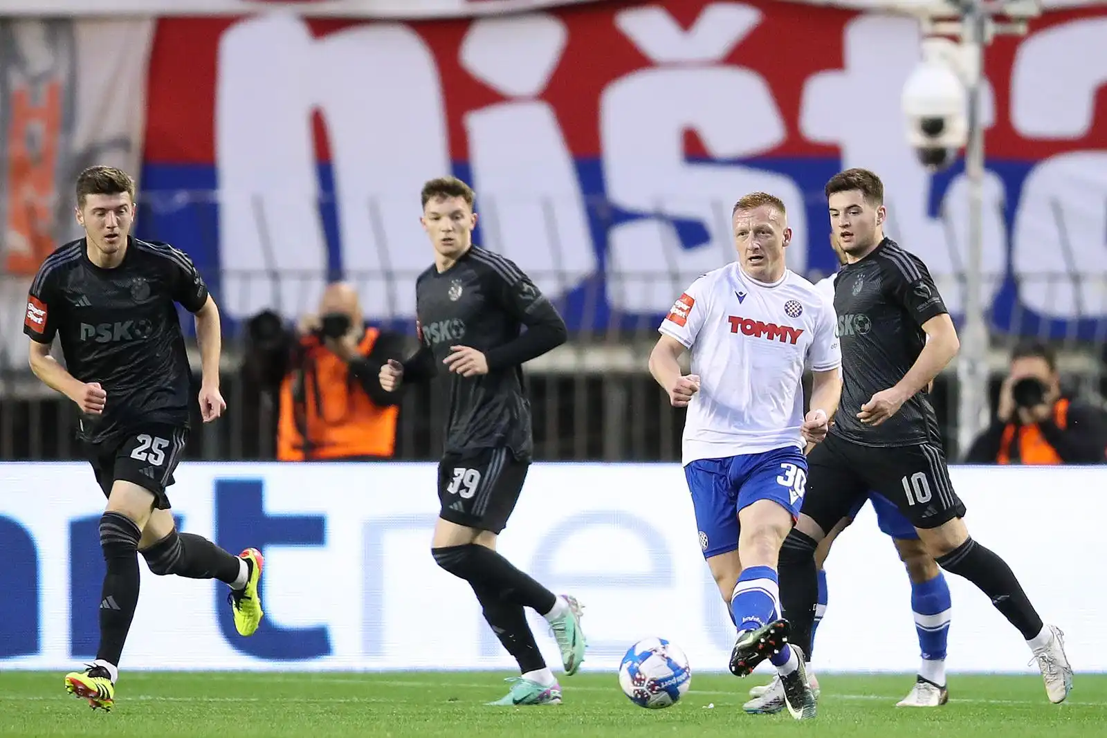 Hajduk Dinamo, utakmica, 3.4 (31) Hajduk Dinamo, utakmica, 3.4 (31)