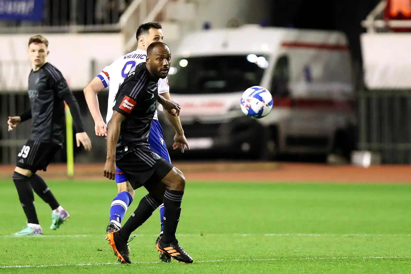 Hajduk Dinamo, utakmica, 3.4 (52) Hajduk Dinamo, utakmica, 3.4 (52)