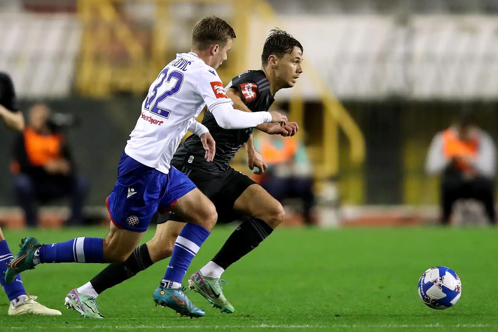 Hajduk Dinamo, utakmica, 3.4 (56) Hajduk Dinamo, utakmica, 3.4 (56)