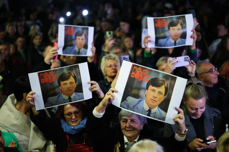 Halid Bešlić okupljanje u Sarajevu (5) Halid Bešlić okupljanje u Sarajevu (5)
