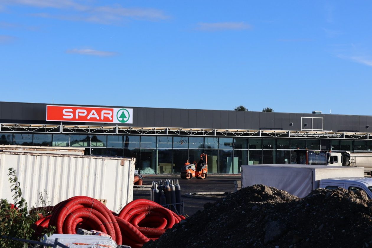 Hey Park Prelog, gradnja, trgovine, trgovački lanac (6)