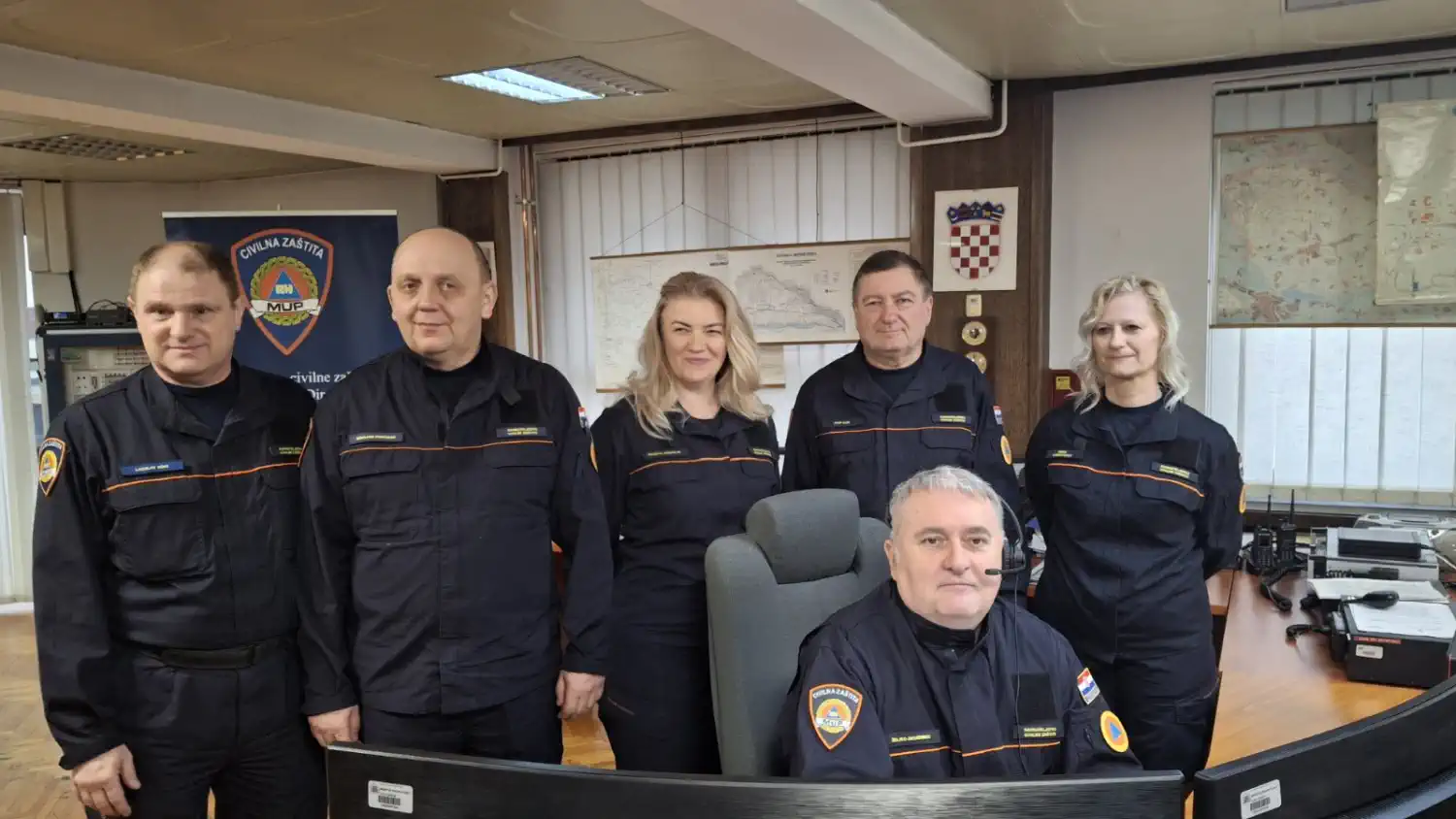 Hitna služba 112 ČK (4) Hitna služba 112 ČK (4)