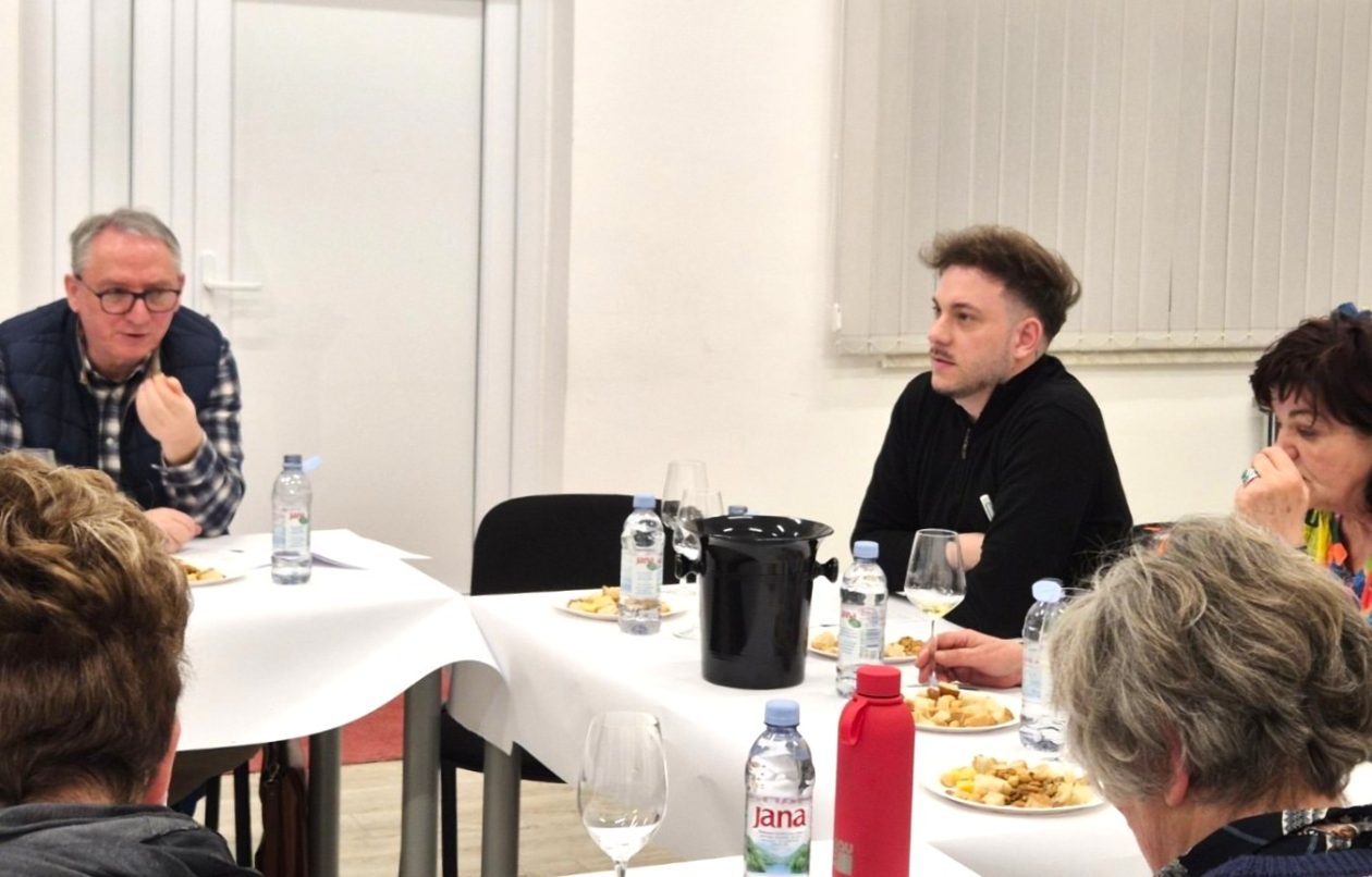 Hlapičina kviz vino (12)