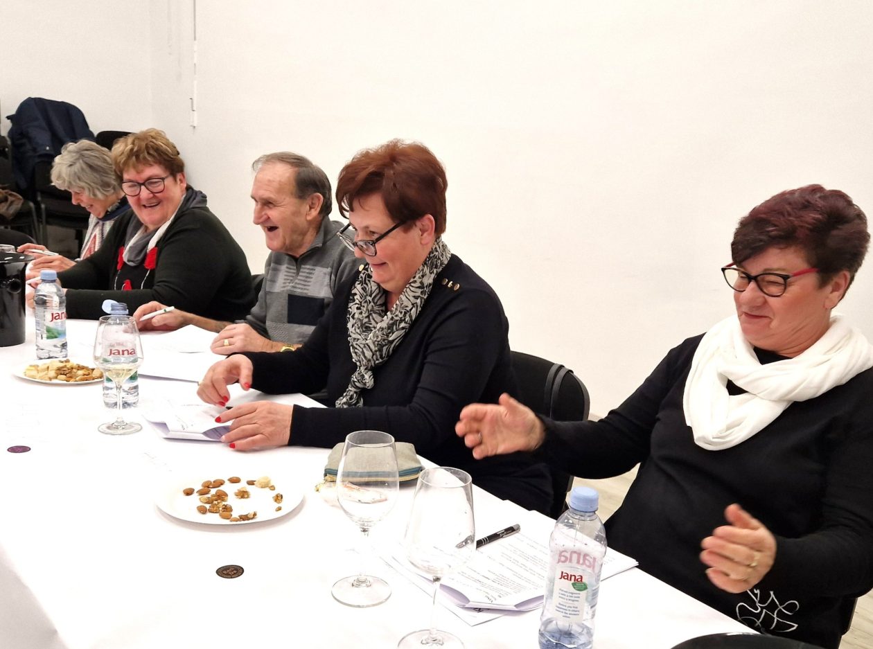 Hlapičina kviz vino (5)