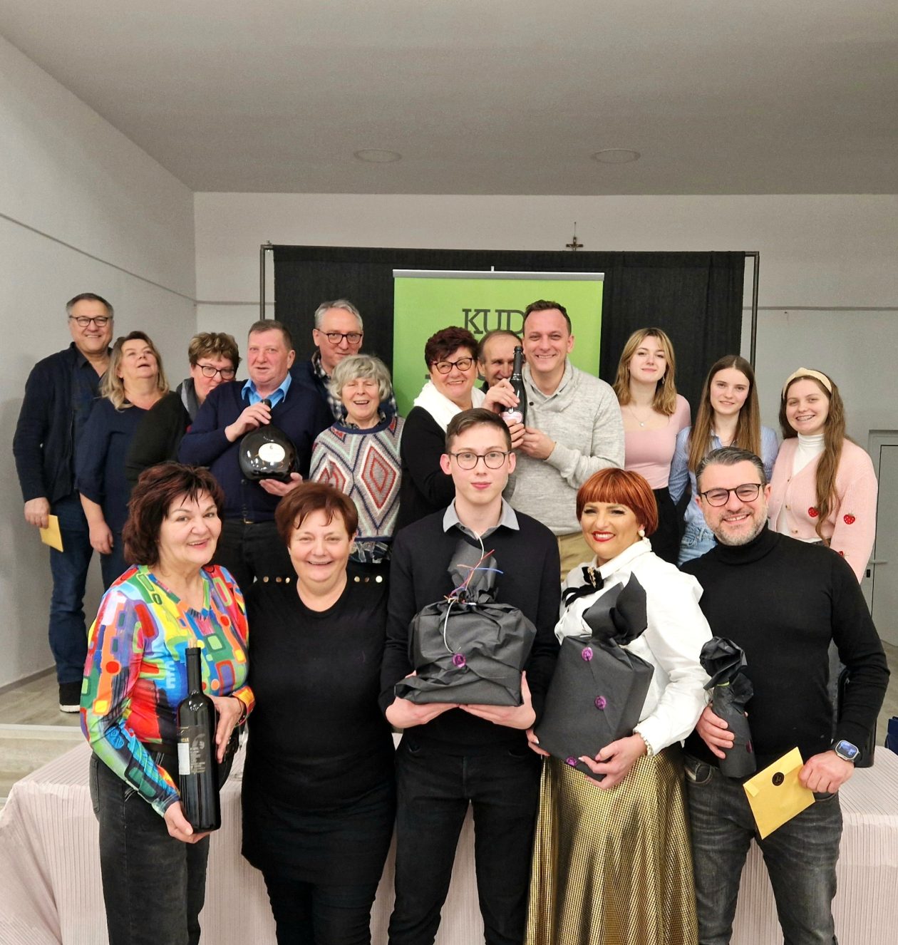 Hlapičina kviz vino (9)