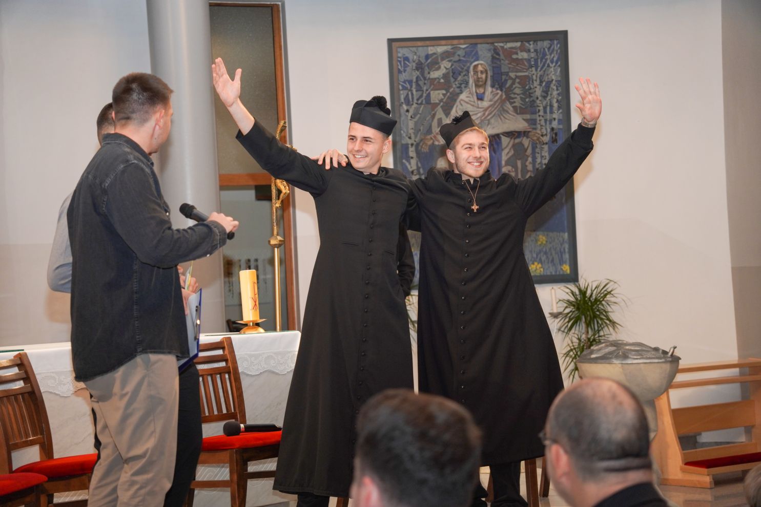 Holwyin Varaždin misa procesija svijeće molitva krunica (10)