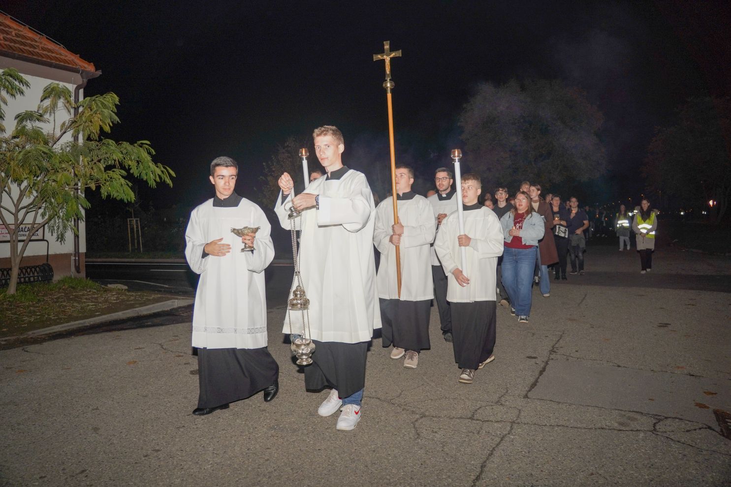 Holwyin Varaždin misa procesija svijeće molitva krunica (27)