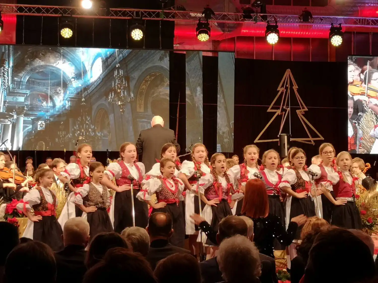 ‘Hote ljudi, veselite se’ koncert czk čakovec 2024 (2) ‘Hote ljudi, veselite se’ koncert czk čakovec 2024 (2)