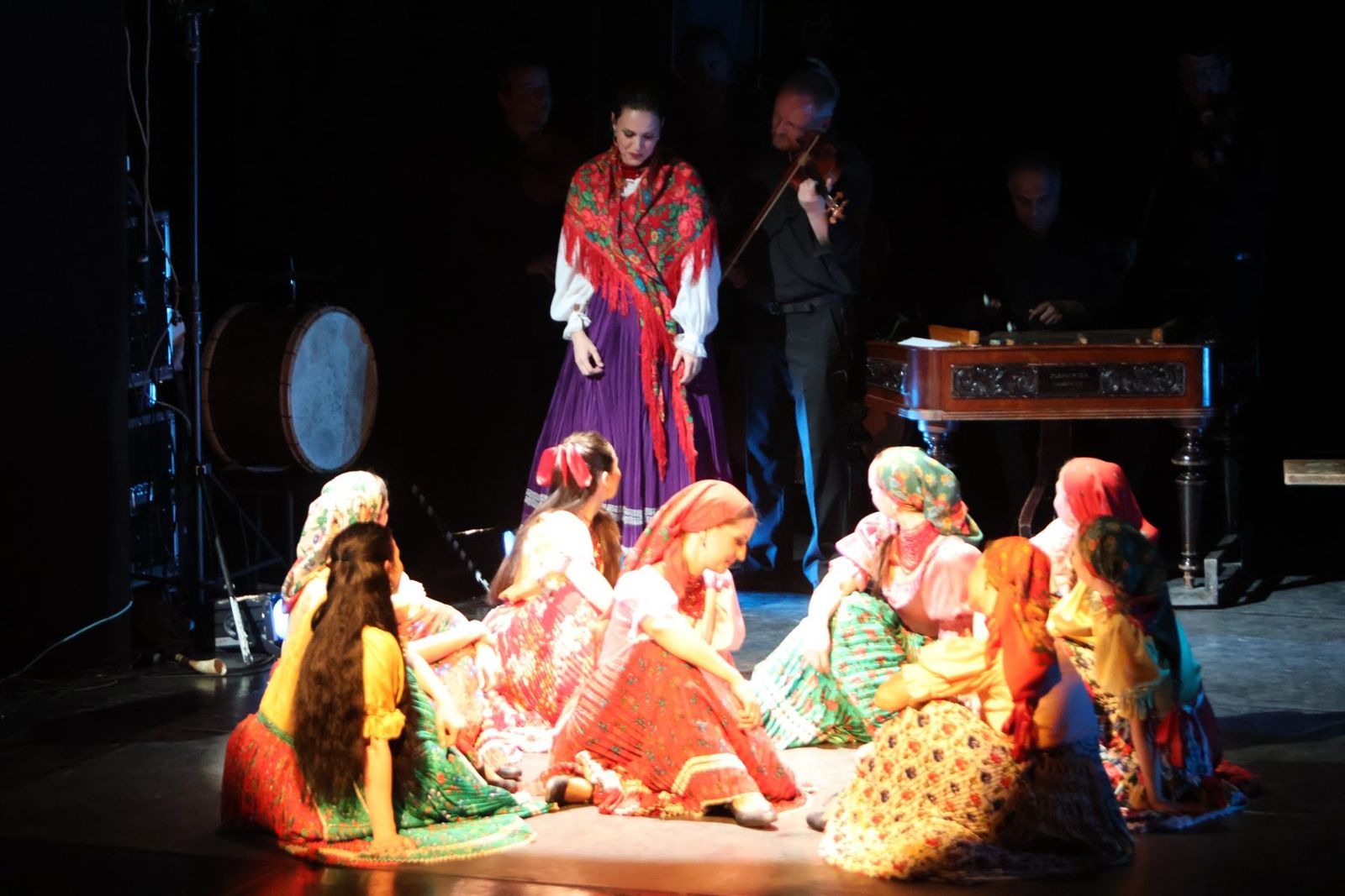 Hungarian National Folk Ensemble 16