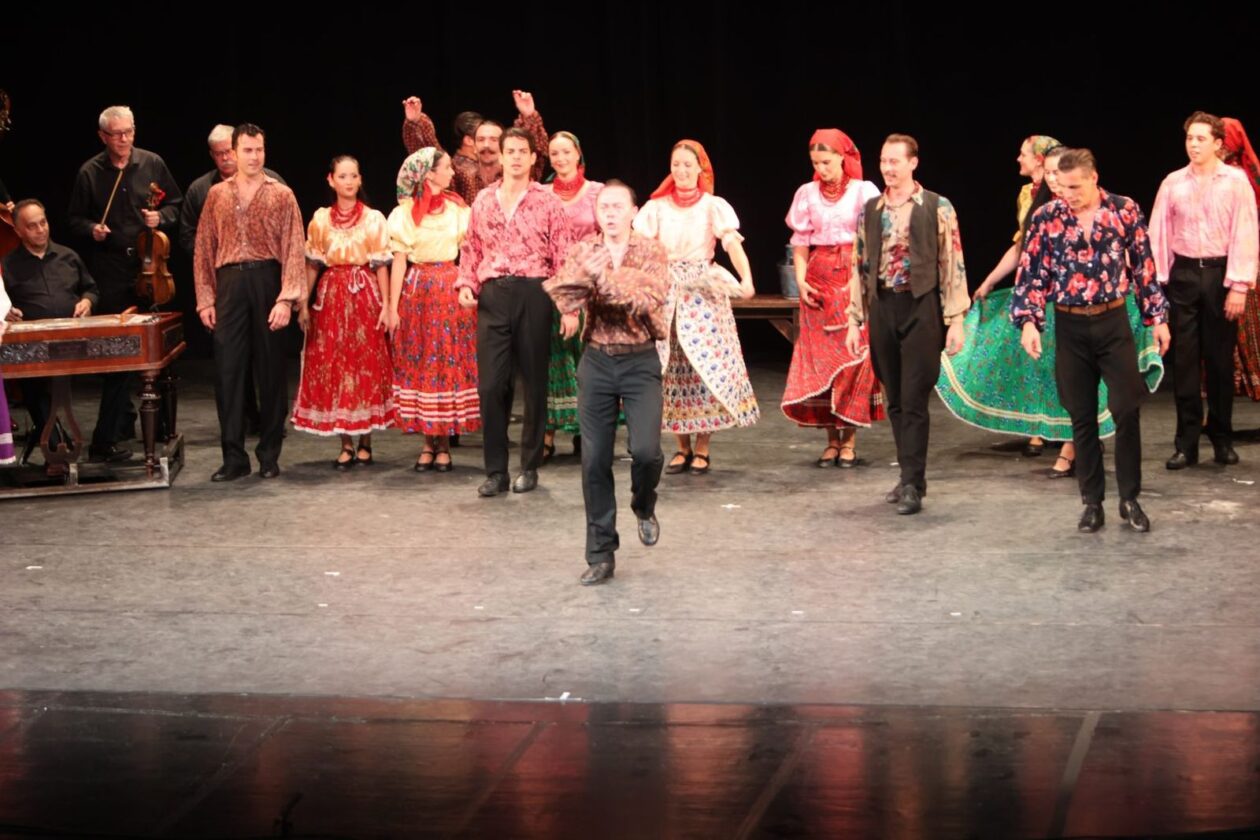 Hungarian National Folk Ensemble 4 Hungarian National Folk Ensemble 4