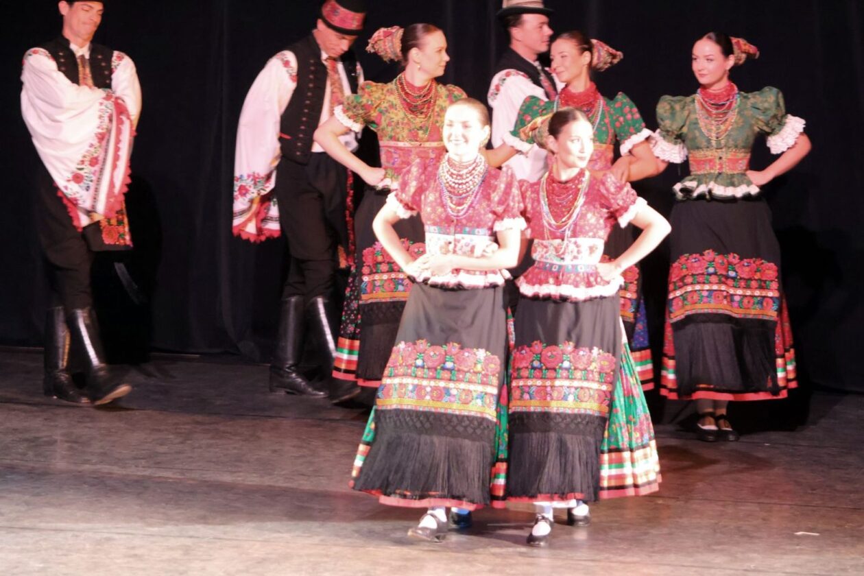 Hungarian National Folk Ensemble 42 Hungarian National Folk Ensemble 42